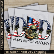 Load image into Gallery viewer, a pair of greeting cards with a soldier&#39;s helmet and american flag
